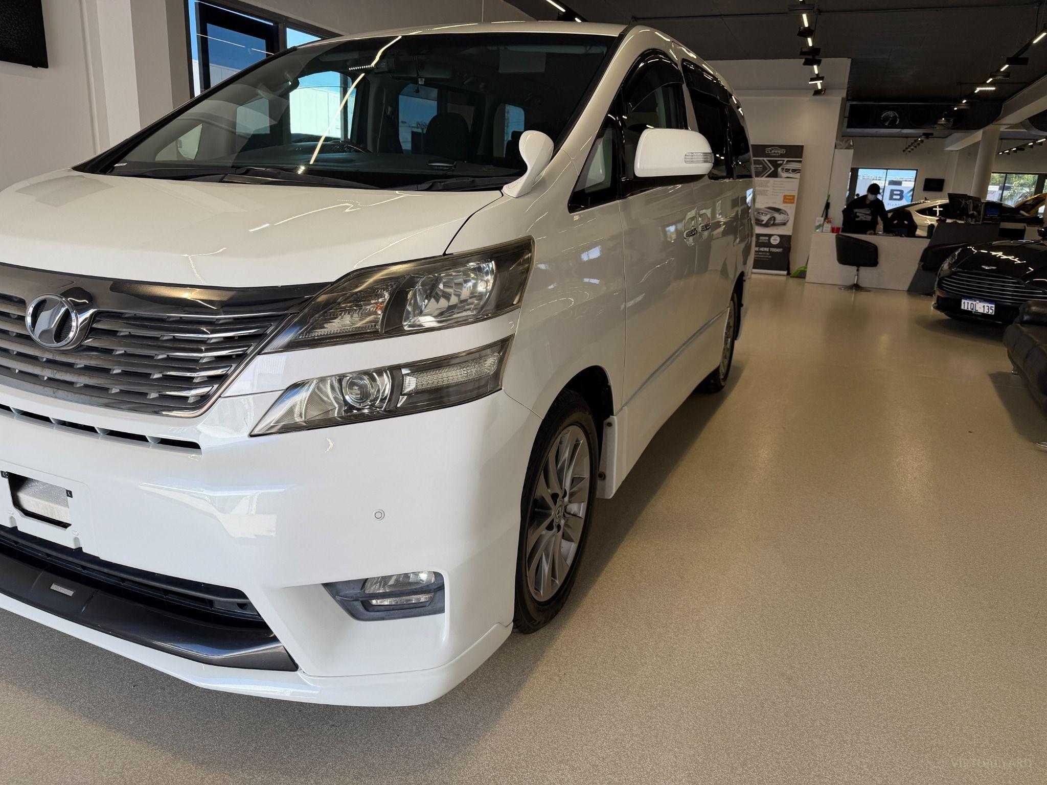 2011 TOYOTA VELLFIRE GGH25 AWD